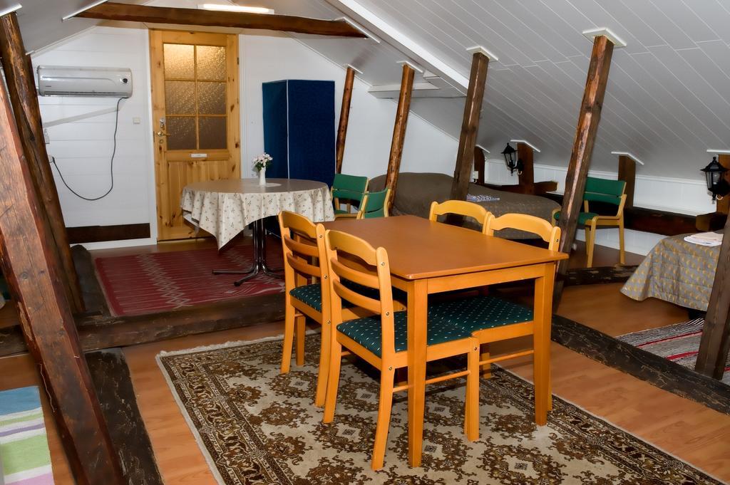 Kartano Hostel Kokemäki エクステリア 写真